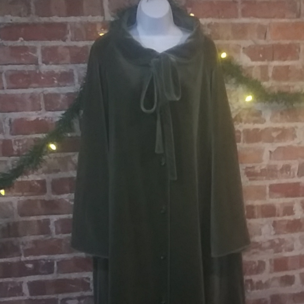 Vintage Goth Victorian Vampire Cape Coat Green